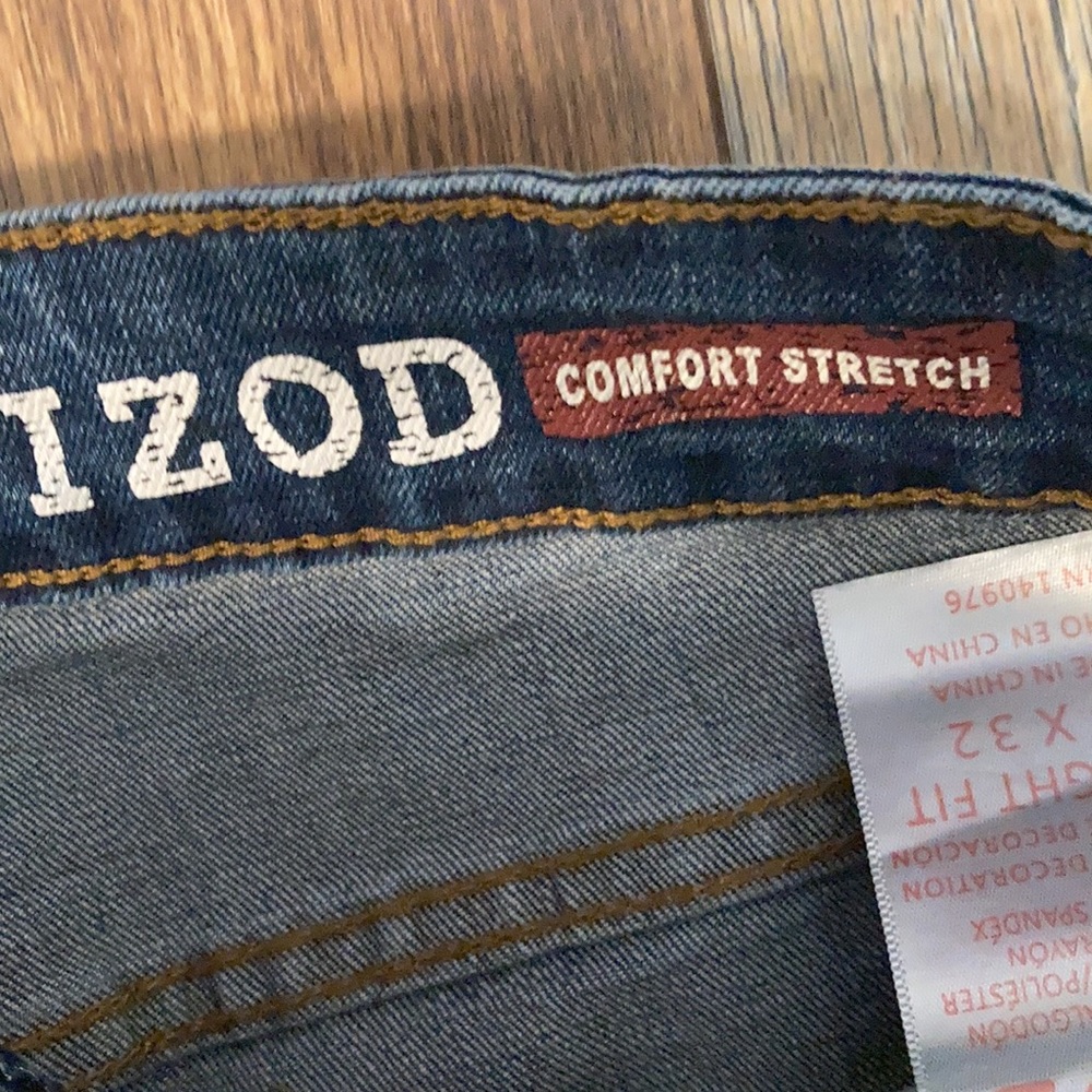 IZOD jeans men’s 34x32 comfort stretch dark denim blue, EUC like new condition - Picture 3 of 6